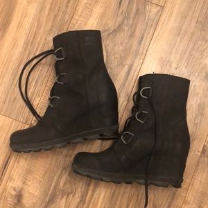Sorel Joan or Arc || Wedge Boot